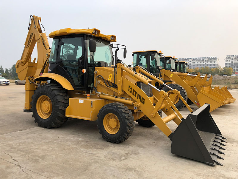 2.5 Ton Backhoe Loader With A leg Equipped With Reversing Camera