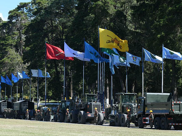 ltmg 5 ton wheel loader in guatemala public exhibition