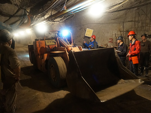 ltmg underground loader works in mining