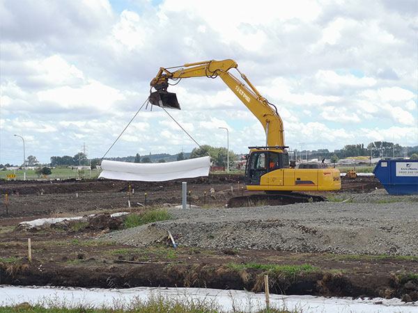 LTMG 21  ton crawler loader