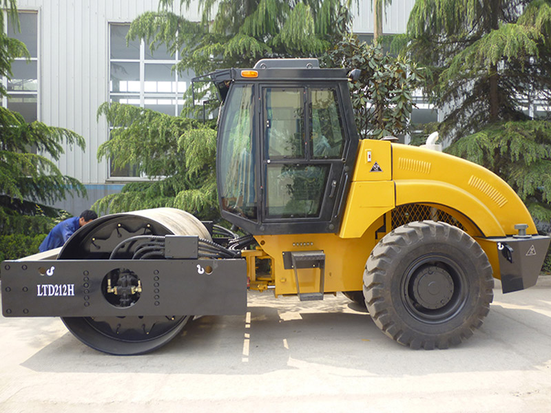 smooth drum vibratory roller