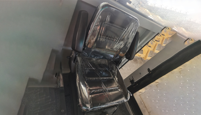 grade heavy equipment seat