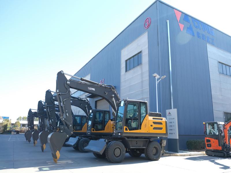 LTMG Heavy Excavator Factory Tour - Production Line