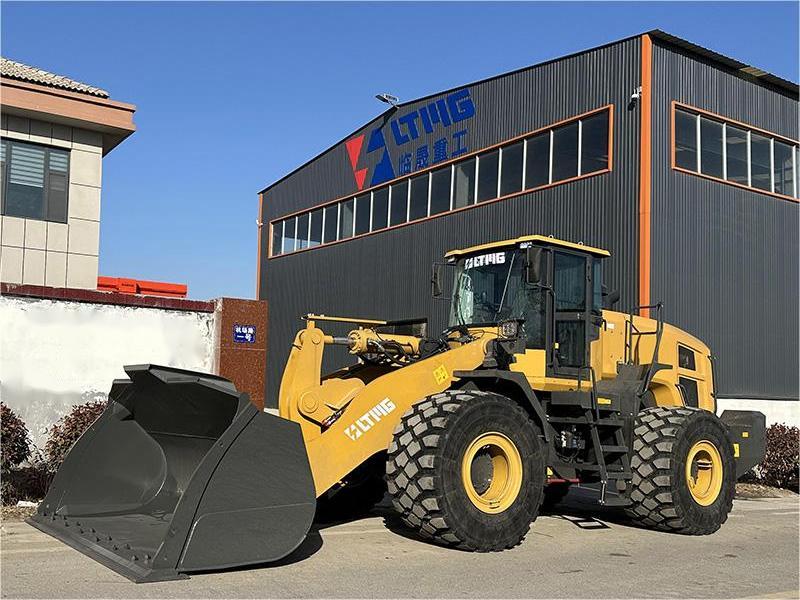 How To Operate A Payloader: A Beginner's Guide