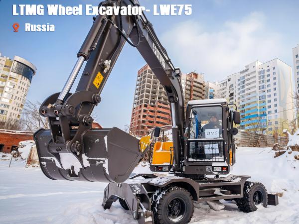 Russia - 7 Ton Wheel Excavator