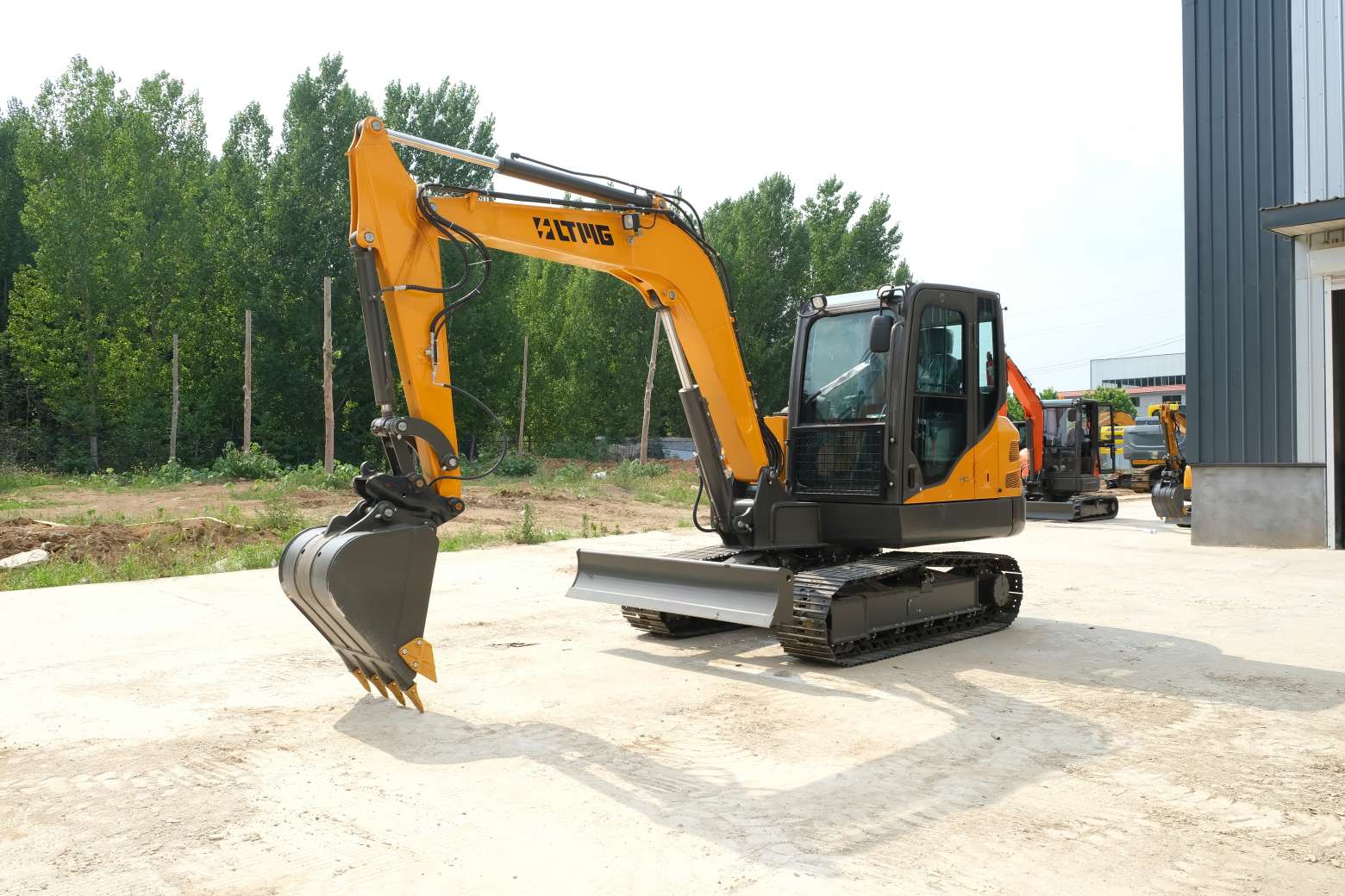 Excavator supplier