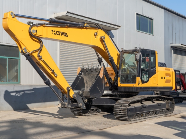 How to maintain optimal performance of excavators in hot weather