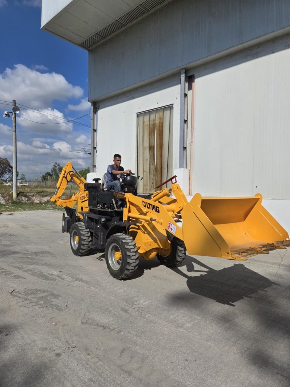 WZ08-12 Backhoe Loader