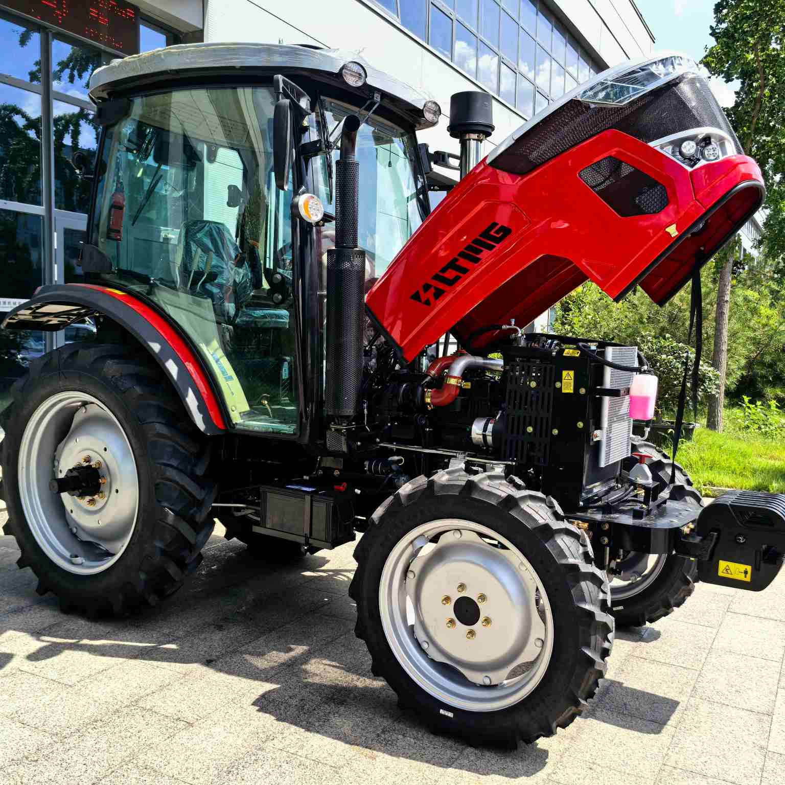 90hp wheeled tractor