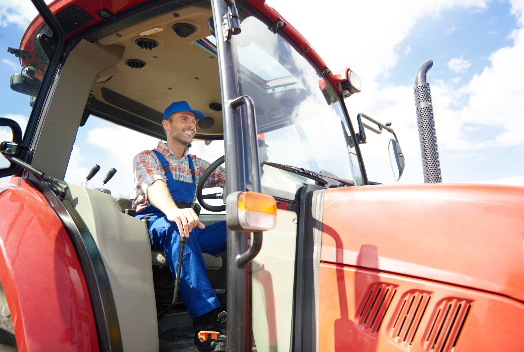 Tractor Maintenance Masterclass: Ensuring Long-Term Performance and ROI