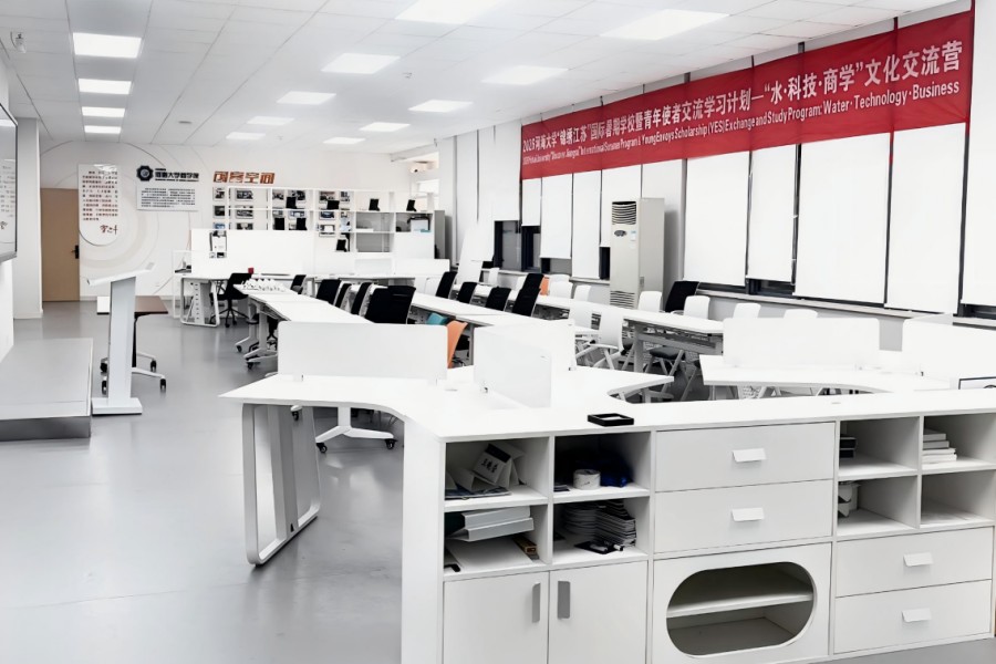 LTMG Group Donates Maker Space Classroom to Hohai University Business School to Support Innovation and Entrepreneurship Education-1